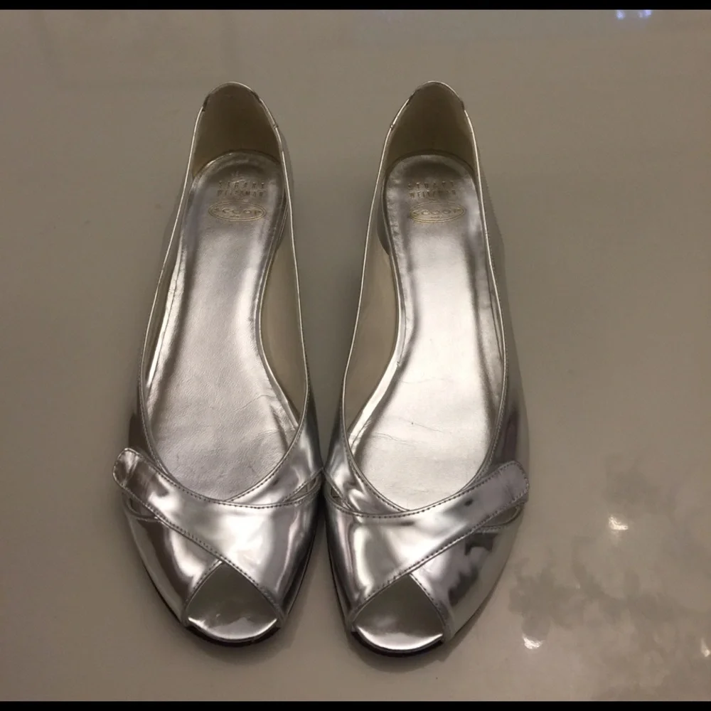 Stuart Weitzman silver leather flats - Picture 1 of 8